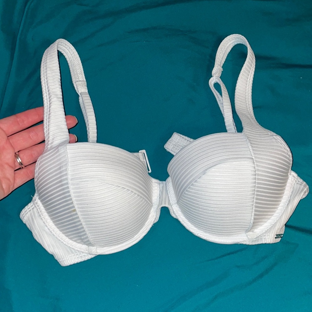 Victoria’s Secret White Push up bikini Top